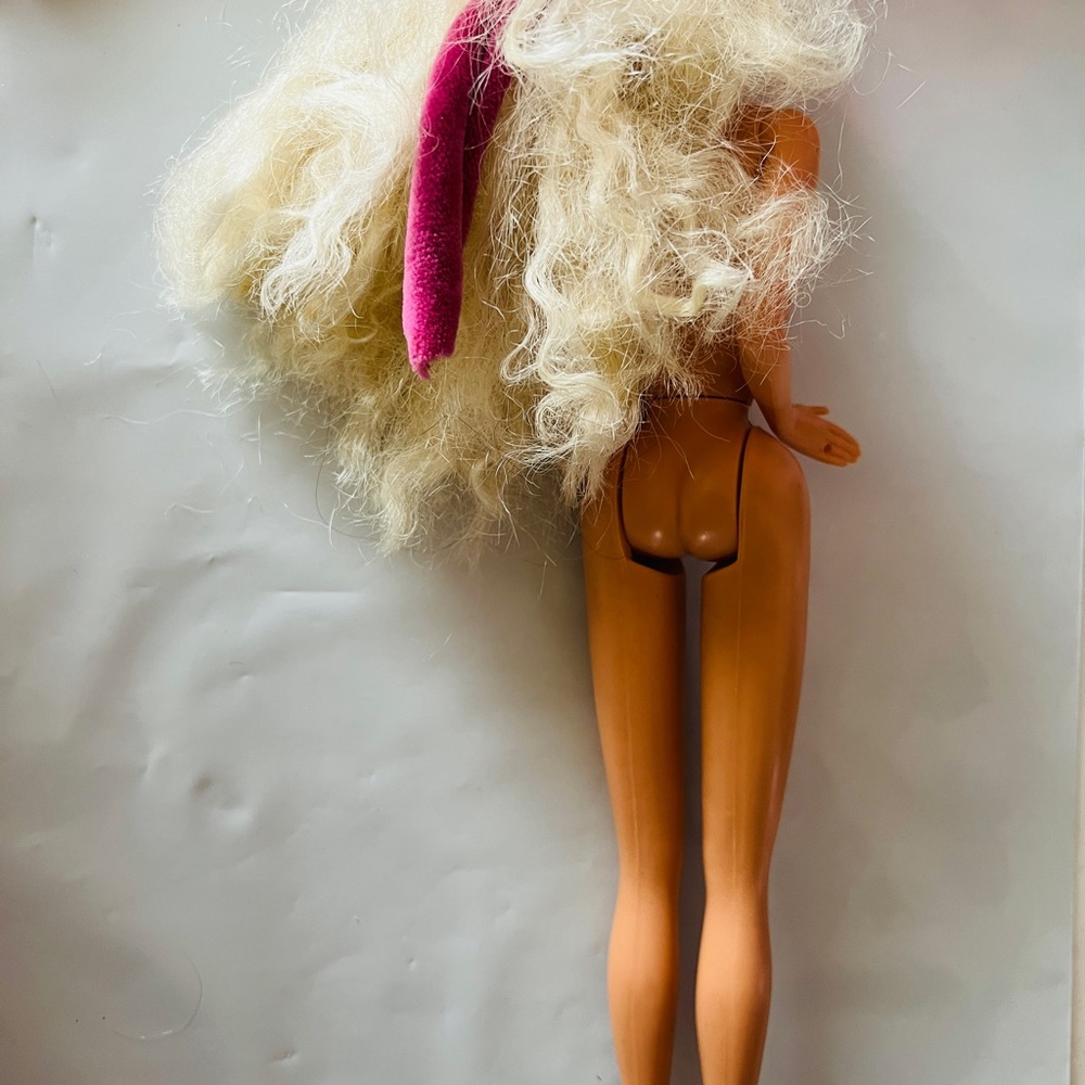 Vintage Barbie doll - Picture 8 of 8